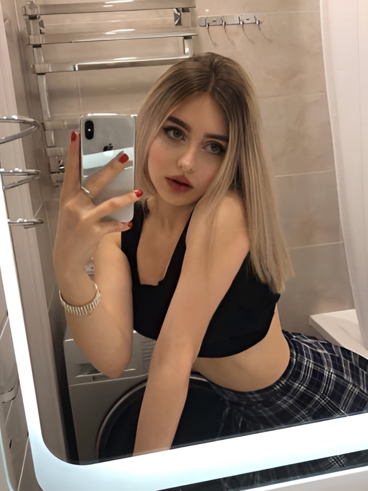 Ксюша привлекальеная девушка из Петрозаводска цена от 1500 руб