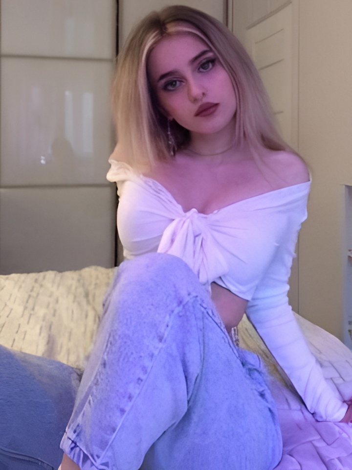 Ната привлекальеная девушка из Петрозаводска цена от 4000 руб