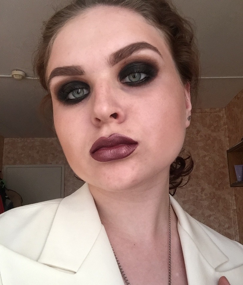 Елена привлекальеная девушка из Петрозаводска цена от 3000 руб