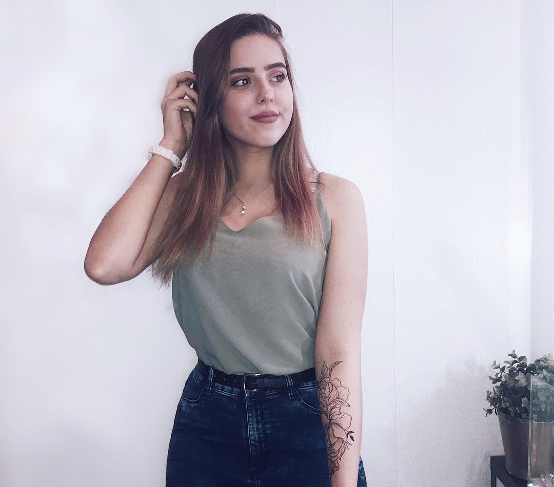 Катя привлекальеная девушка из Петрозаводска цена от 3500 руб